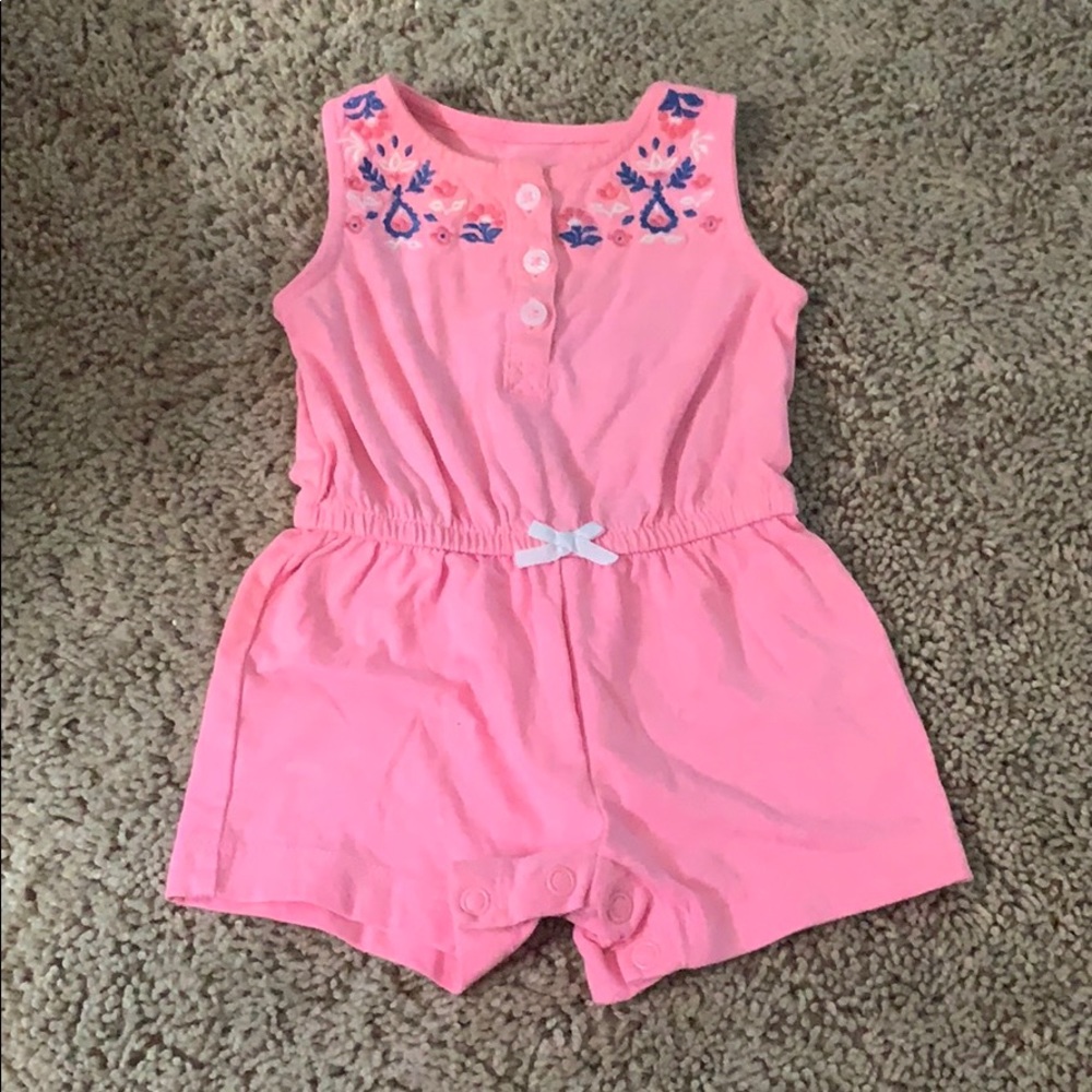 Size 3 month romper 3/$15 bundle!
